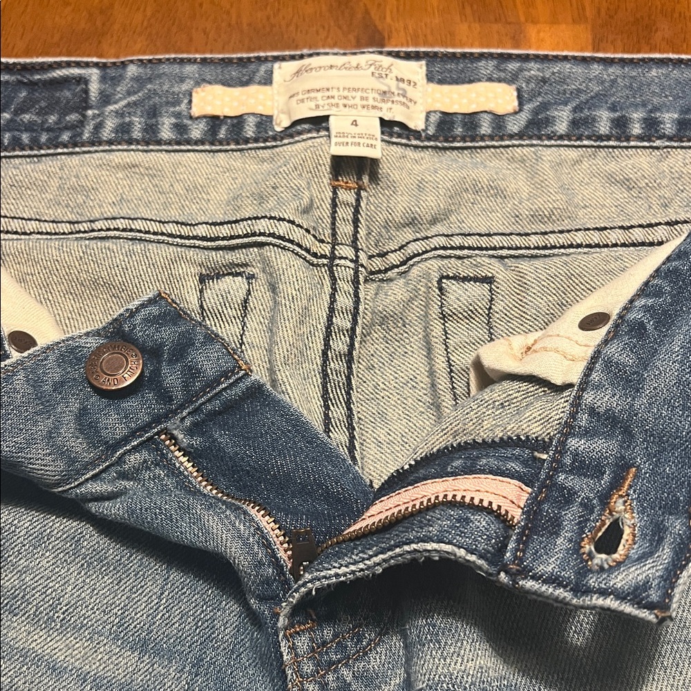 Y2K Abercrombie Low-Rise Cropped Jeans Size 4 - Picture 5 of 16